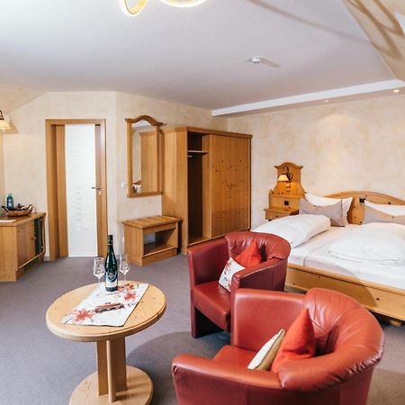 Weinhotel Offenstein Erben Эльтвилле Экстерьер фото