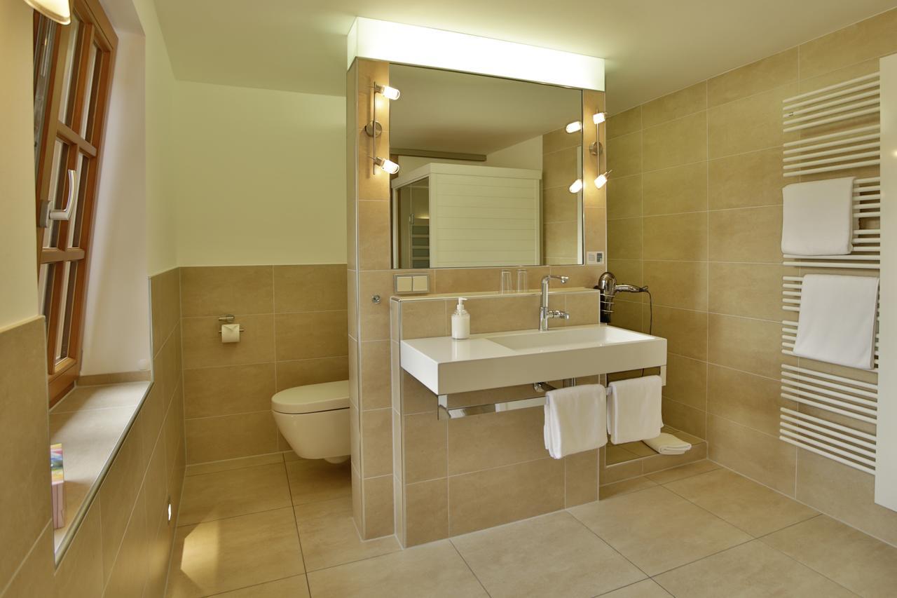 Weinhotel Offenstein Erben Эльтвилле Экстерьер фото