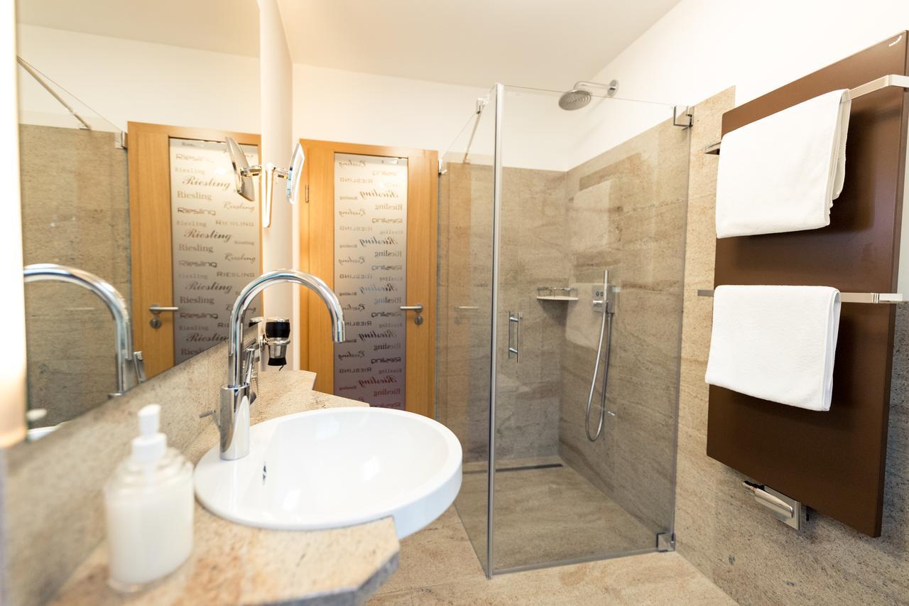 Weinhotel Offenstein Erben Эльтвилле Экстерьер фото